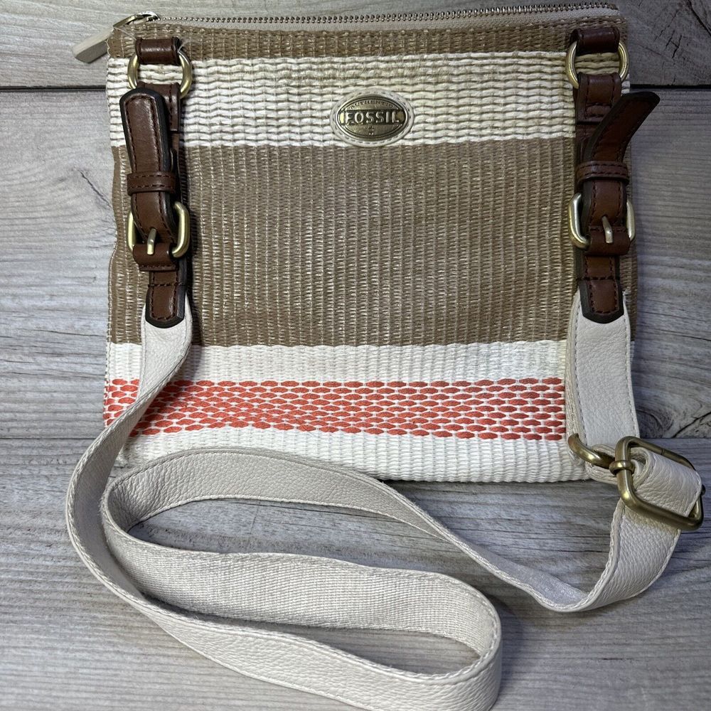 Fossil Woven Straw Leather Cream Crossbody Purse Lined Brown Tan Bohemian